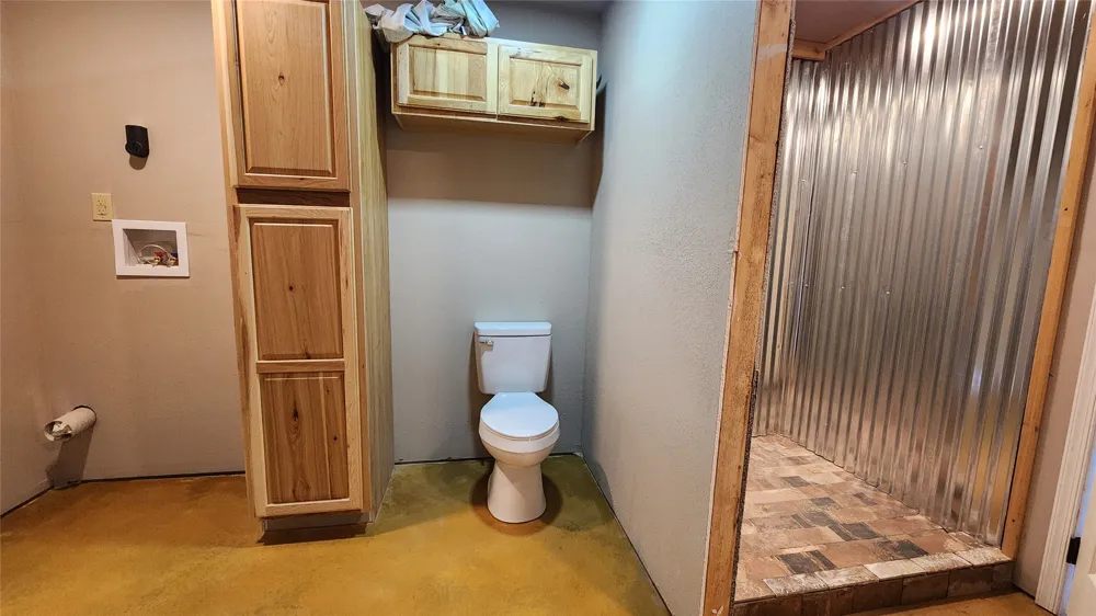 10 Texanna Eufaula, OK 74432