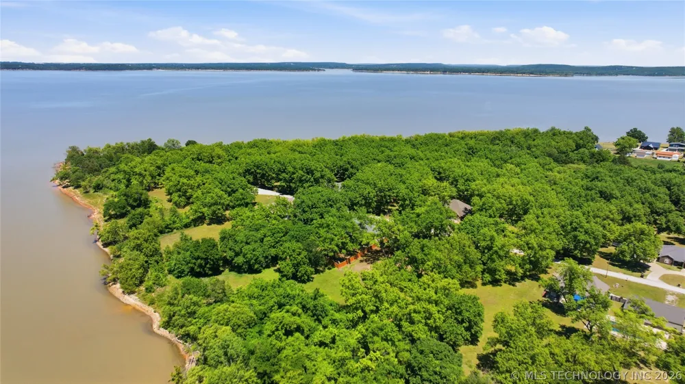 893 E Eufaula, OK 74432