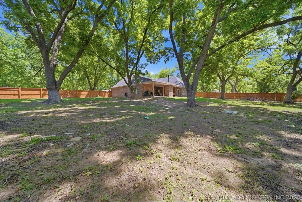 893 E Eufaula, OK 74432