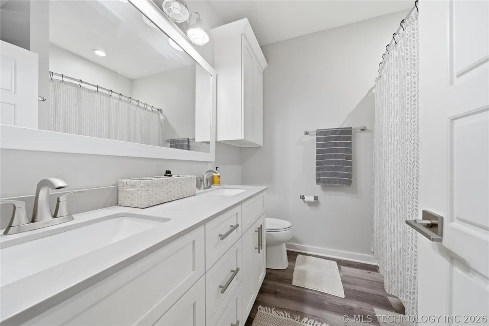 893 E Eufaula, OK 74432