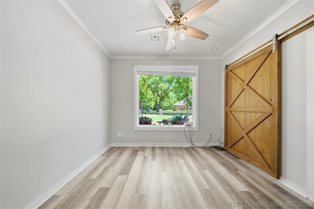 893 E Eufaula, OK 74432