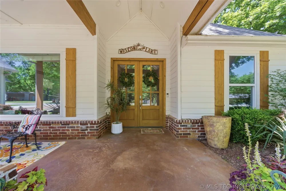 893 E Eufaula, OK 74432