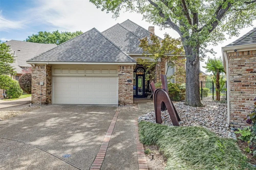 13836 Rockbend Place Dallas, TX 75240