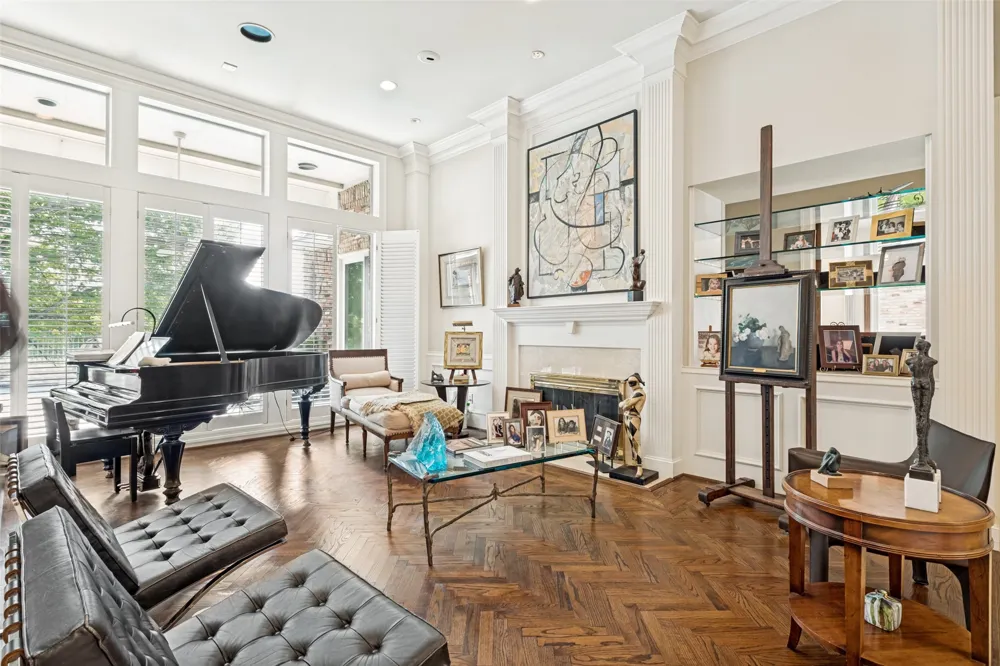 13836 Rockbend Place Dallas, TX 75240