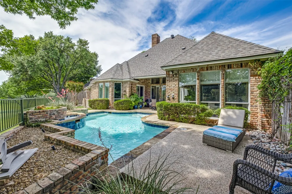 13836 Rockbend Place Dallas, TX 75240