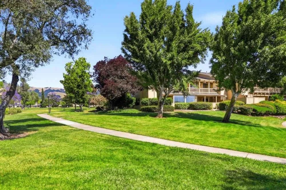 5058 Cribari Vale San Jose, CA 95135