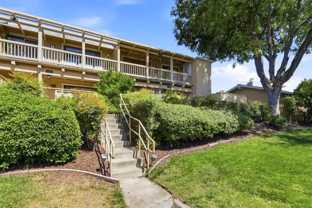 5058 Cribari Vale San Jose, CA 95135