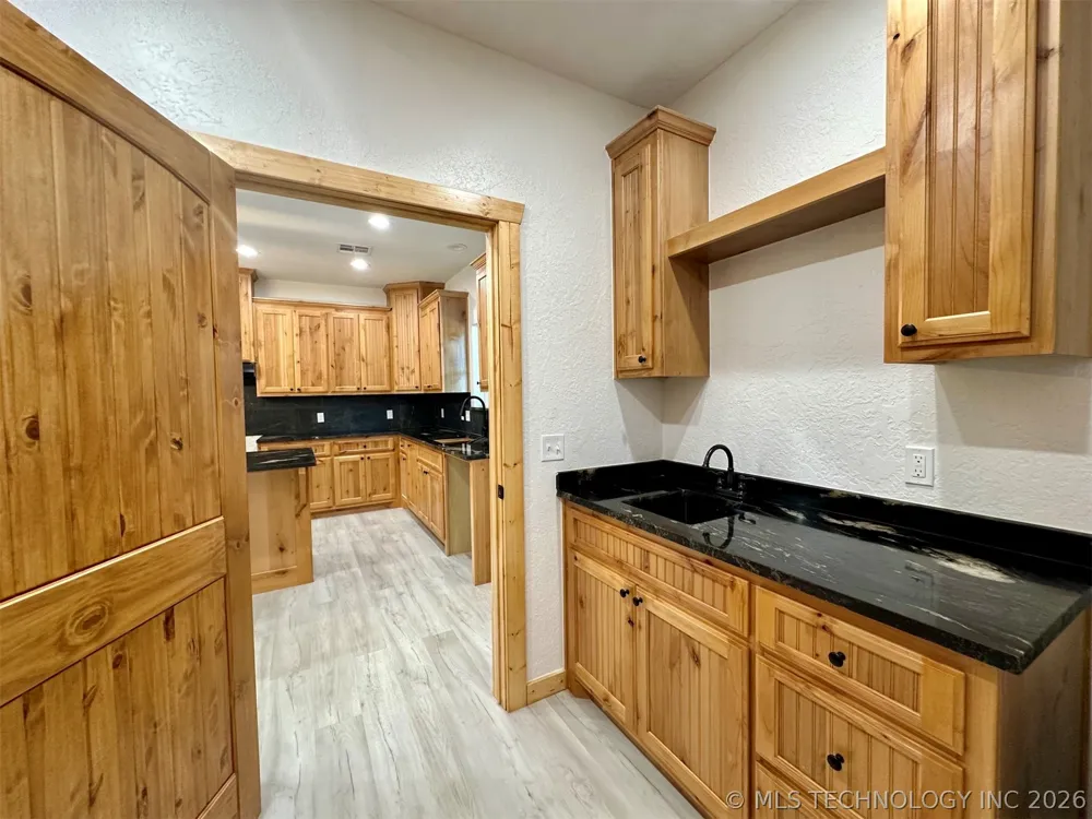 11792 Xander Lane Kingston, OK 73439