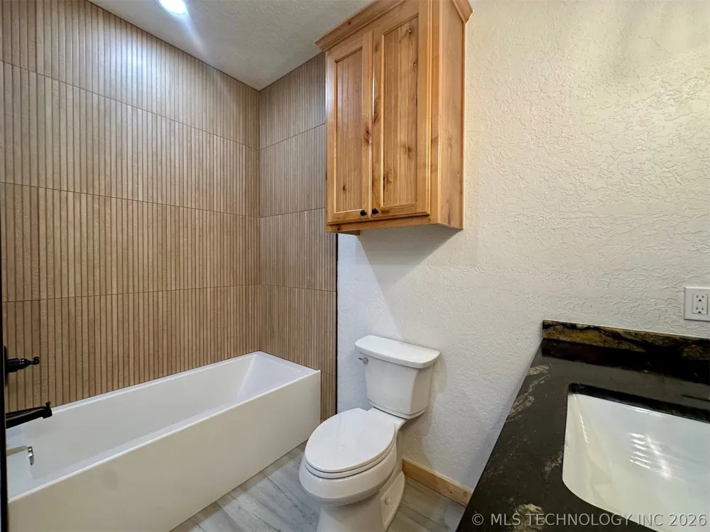 11792 Xander Lane Kingston, OK 73439
