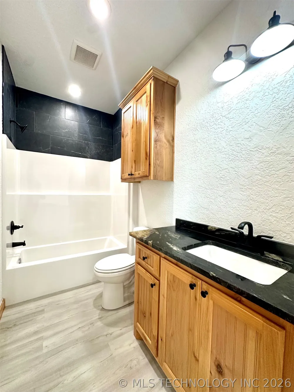 11792 Xander Lane Kingston, OK 73439
