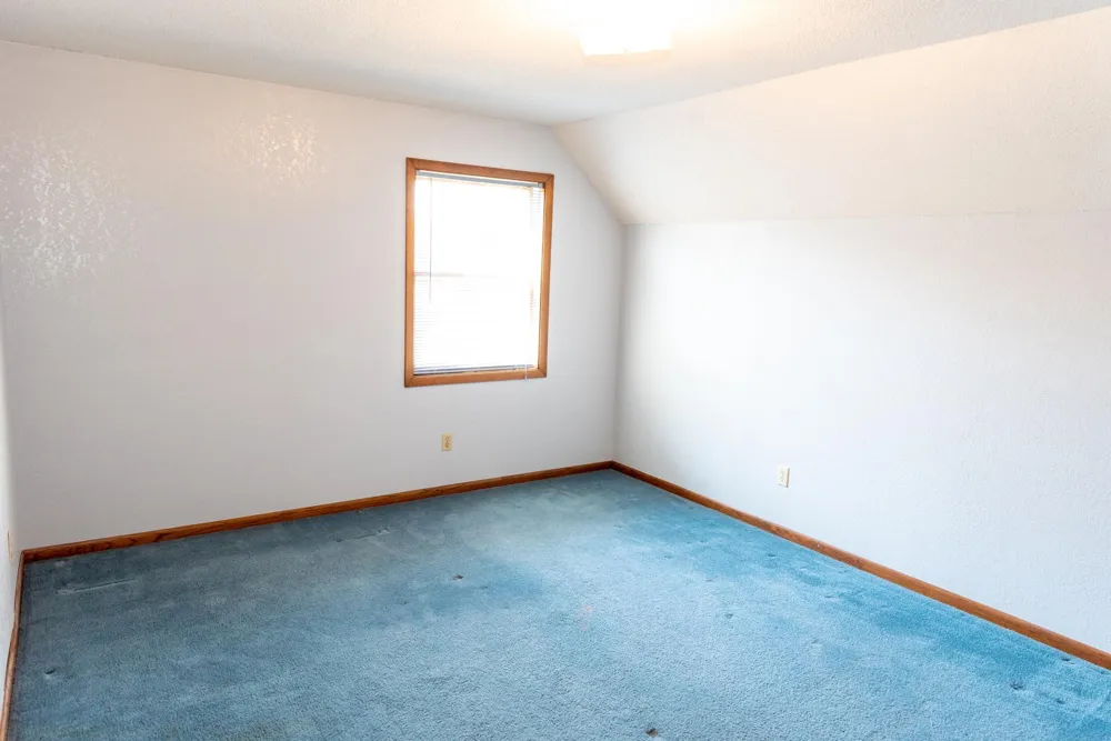1216 Parkside Drive Marshall, MN 56258