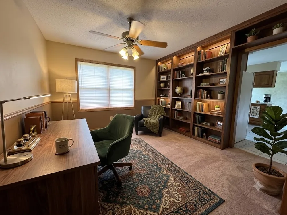1216 Parkside Drive Marshall, MN 56258
