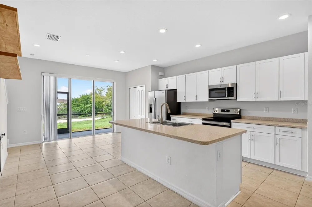 8667 CANYON CREEK TRAIL Parrish, FL 34219