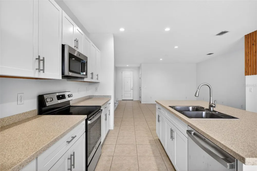 8667 CANYON CREEK TRAIL Parrish, FL 34219