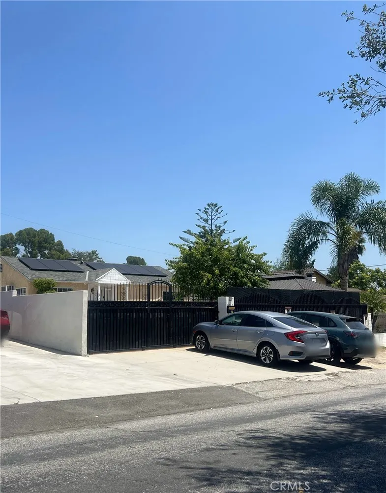 9940 Haines Canyon Avenue Tujunga, CA 91042