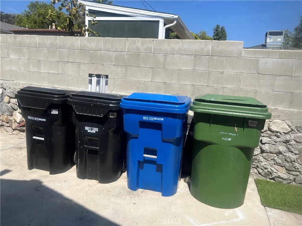 9940 Haines Canyon Avenue Tujunga, CA 91042
