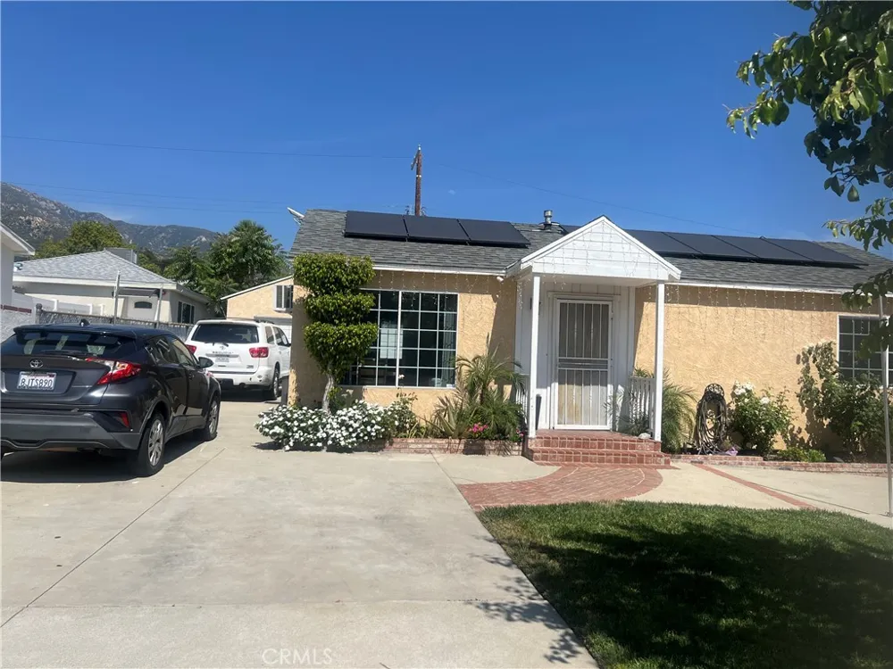 9940 Haines Canyon Avenue Tujunga, CA 91042