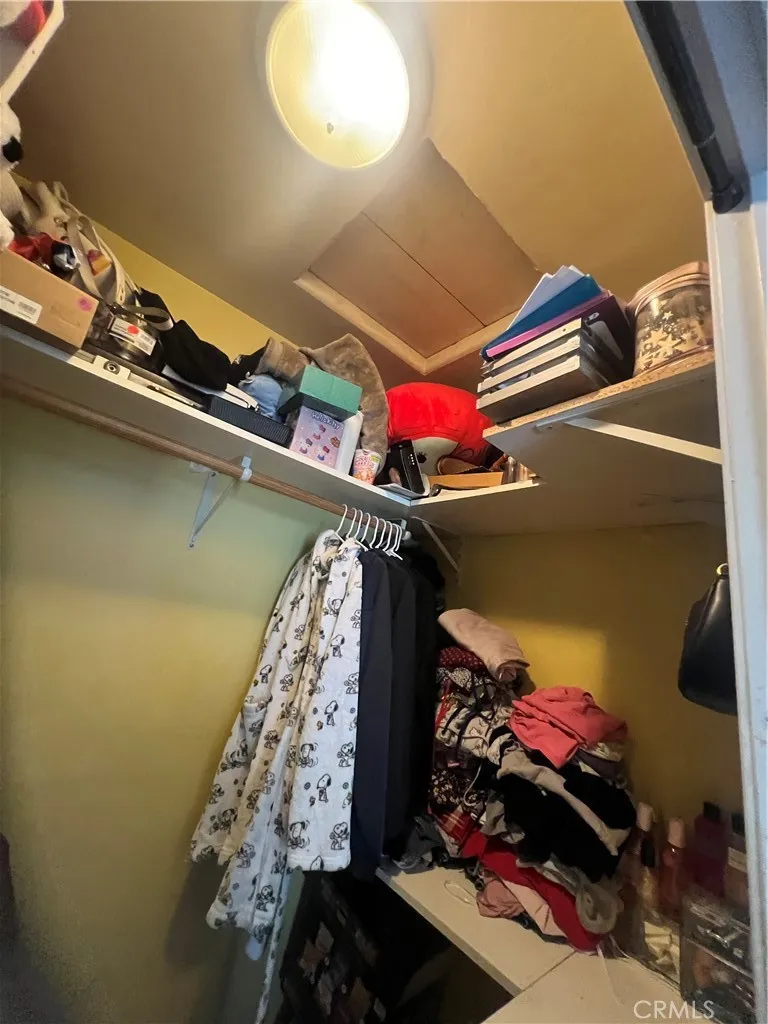 9940 Haines Canyon Avenue Tujunga, CA 91042