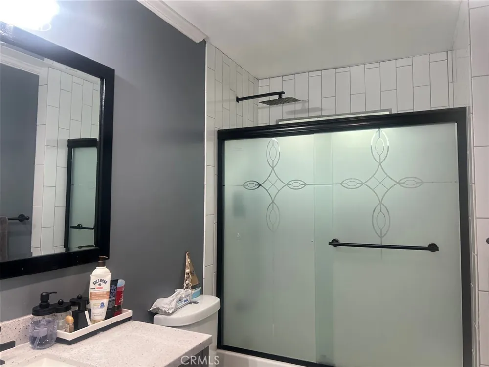 9940 Haines Canyon Avenue Tujunga, CA 91042
