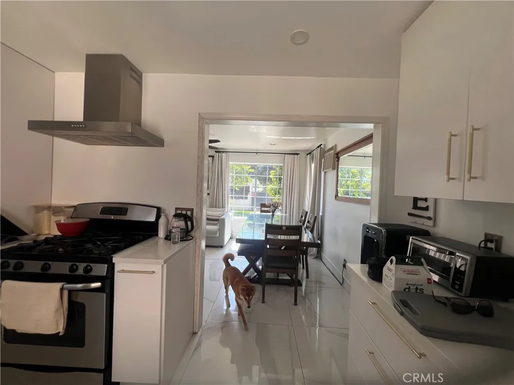 9940 Haines Canyon Avenue Tujunga, CA 91042