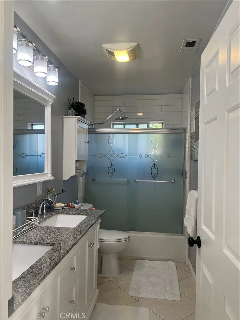 9940 Haines Canyon Avenue Tujunga, CA 91042