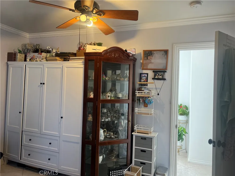 9940 Haines Canyon Avenue Tujunga, CA 91042