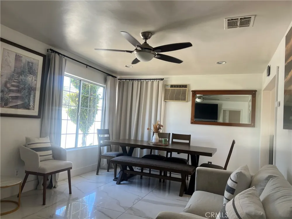 9940 Haines Canyon Avenue Tujunga, CA 91042