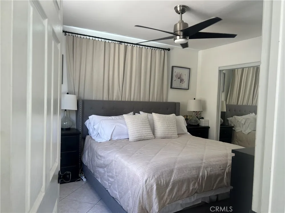 9940 Haines Canyon Avenue Tujunga, CA 91042