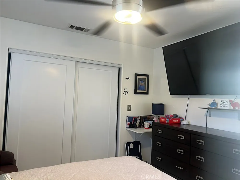 9940 Haines Canyon Avenue Tujunga, CA 91042