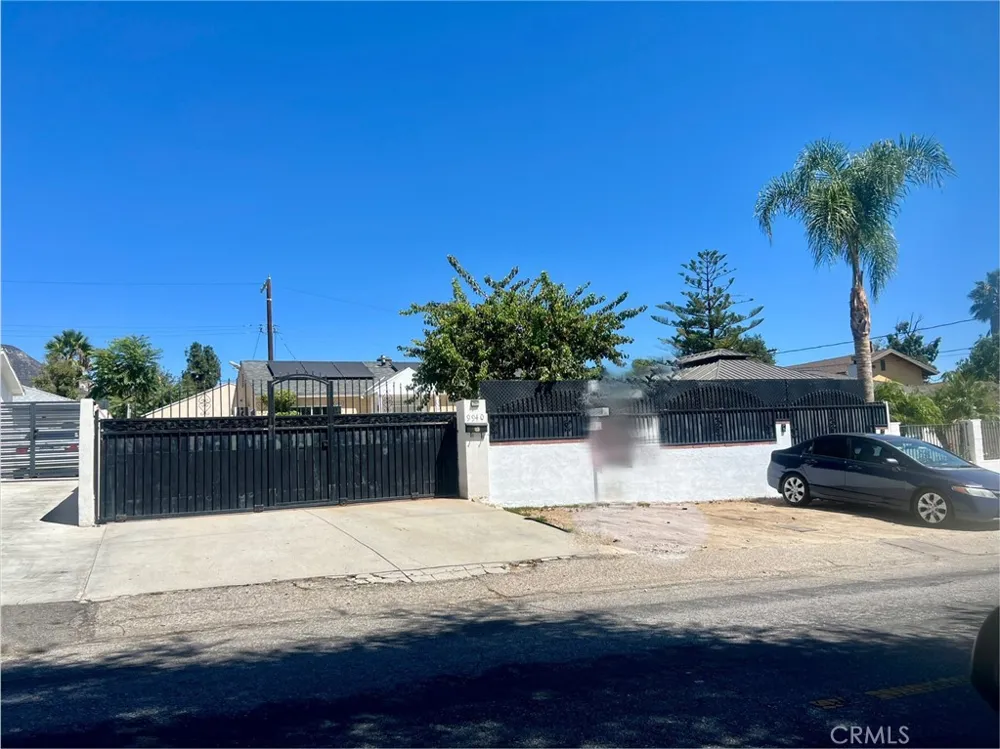 9940 Haines Canyon Avenue Tujunga, CA 91042