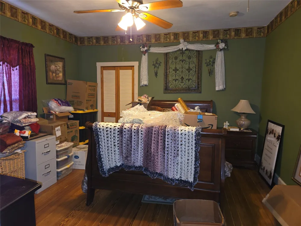 6113 Broadway Avenue Haltom City, TX 76117