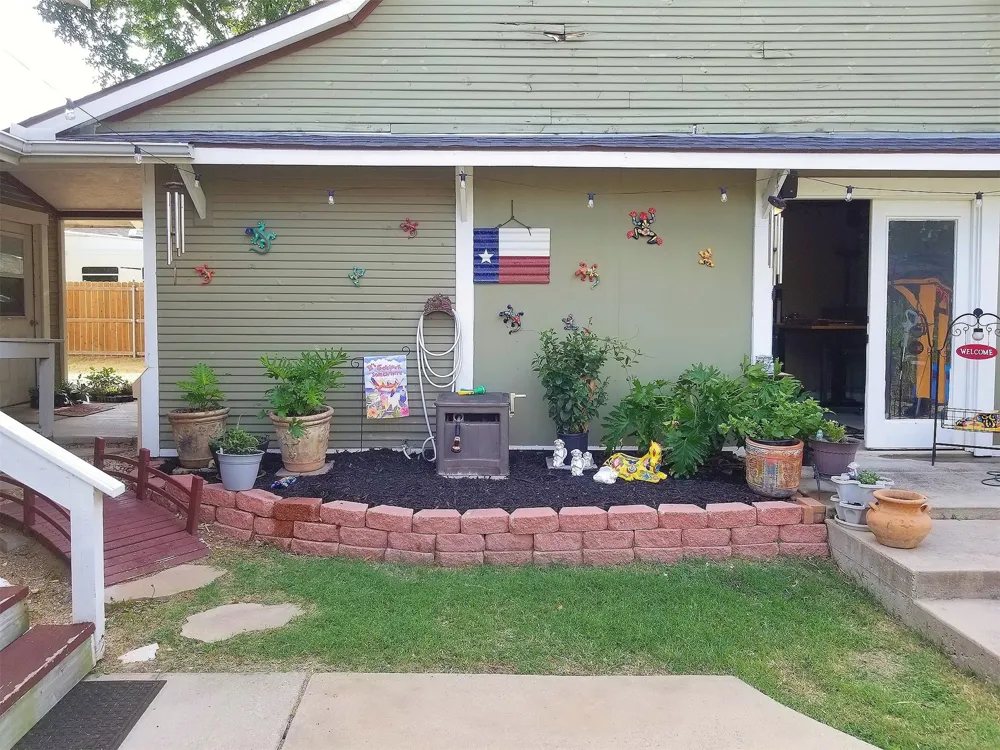 6113 Broadway Avenue Haltom City, TX 76117