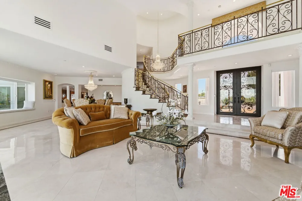 12570 Bull Canyon Road Granada Hills, CA 91344