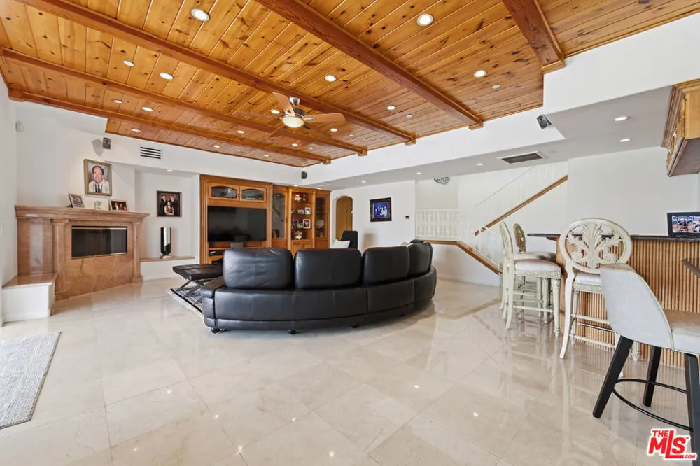 12570 Bull Canyon Road Granada Hills, CA 91344