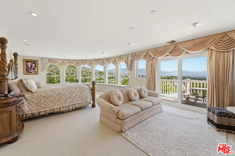 12570 Bull Canyon Road Granada Hills, CA 91344