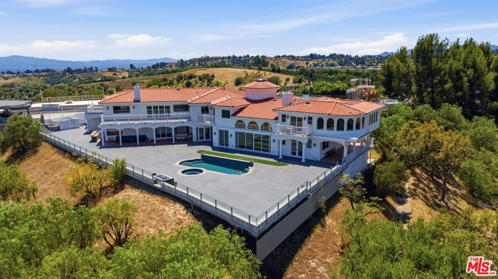12570 Bull Canyon Road Granada Hills, CA 91344