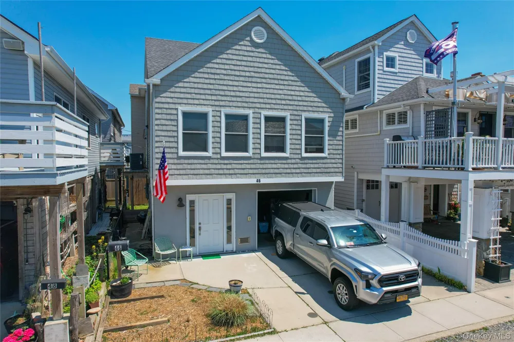 46 Florida Street Long Beach, NY 11561