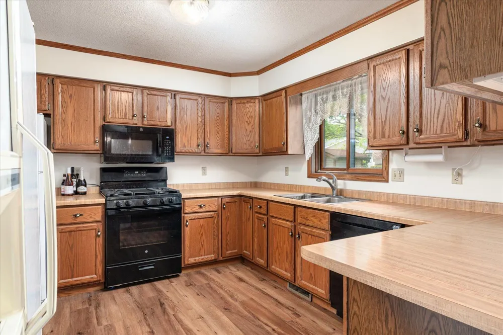 1206 Willow Street La Crescent, MN 55947