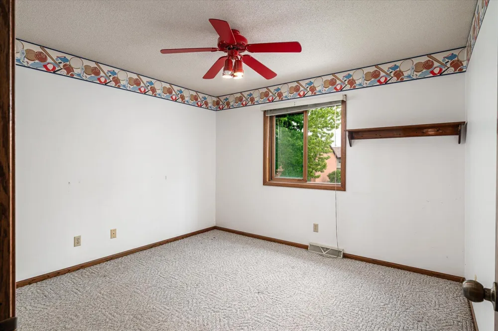 1206 Willow Street La Crescent, MN 55947