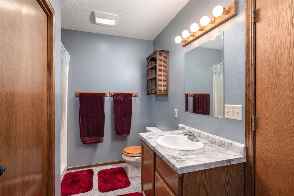 1206 Willow Street La Crescent, MN 55947