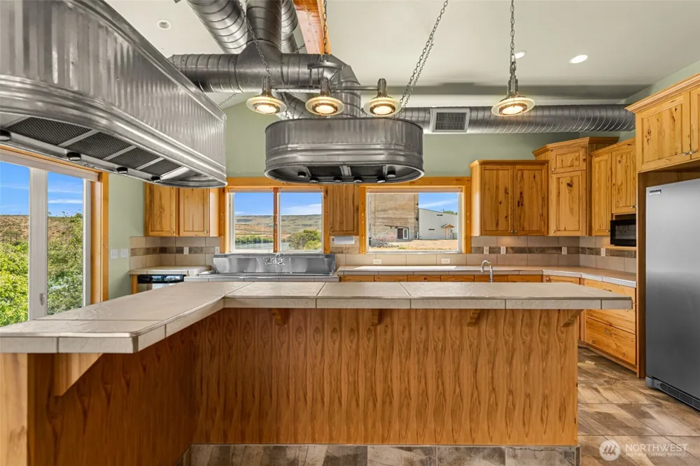 1307 Jefferson Avenue Bridgeport, WA 98813