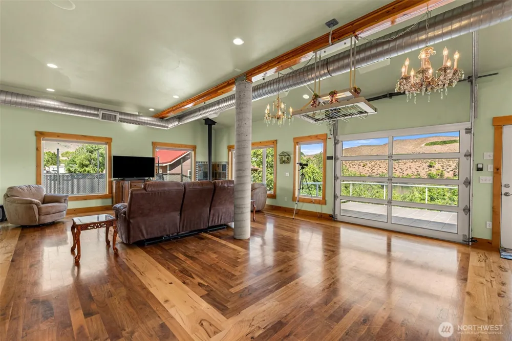 1307 Jefferson Avenue Bridgeport, WA 98813