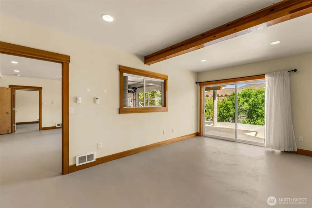 1307 Jefferson Avenue Bridgeport, WA 98813