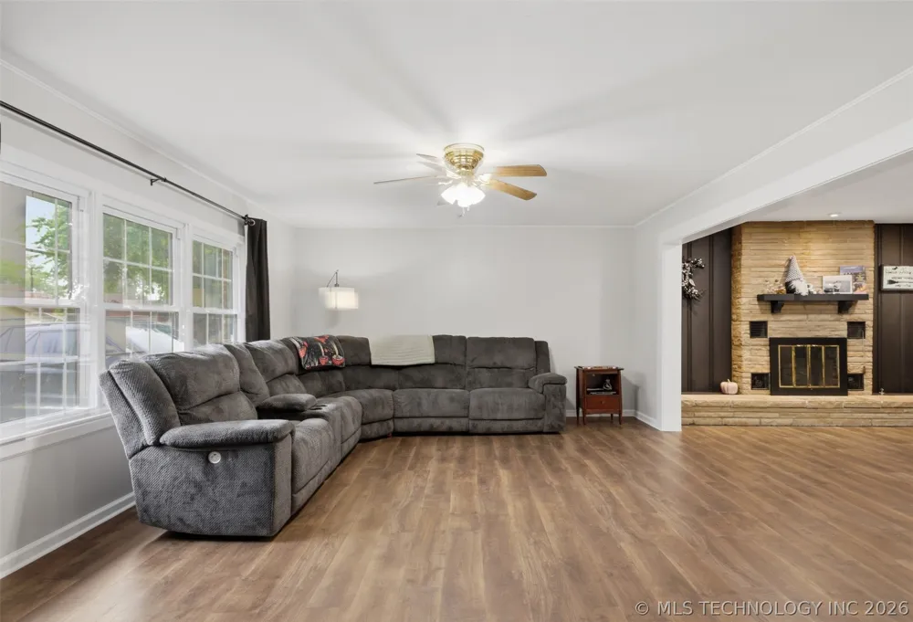 228 S Bell Vinita, OK 74301
