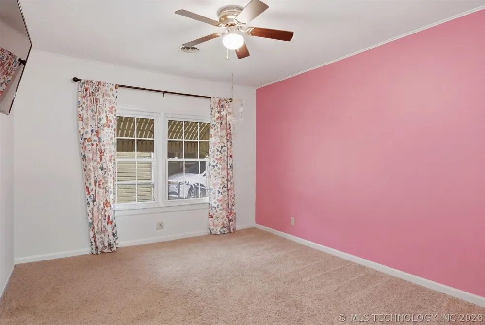 228 S Bell Vinita, OK 74301