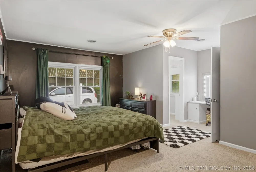 228 S Bell Vinita, OK 74301