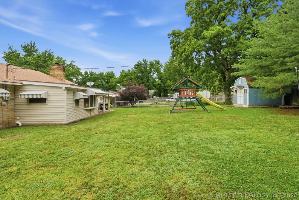 228 S Bell Vinita, OK 74301