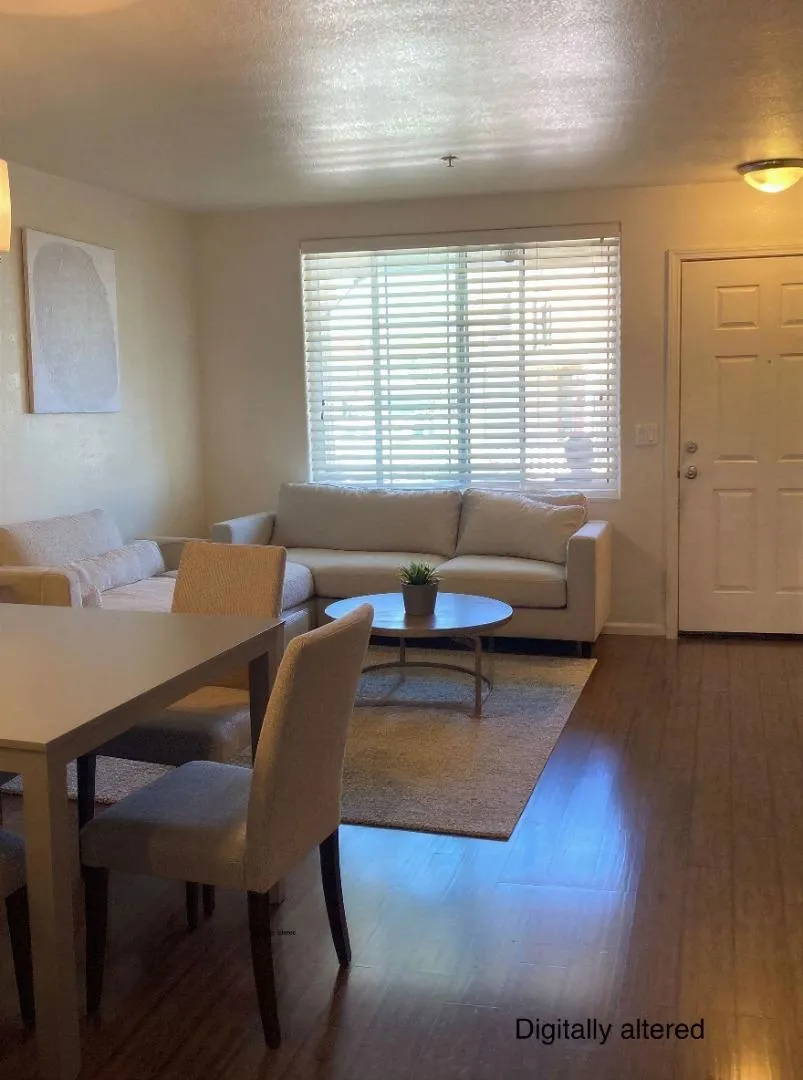 12784 Rogge Village Loop Salinas, CA 93906