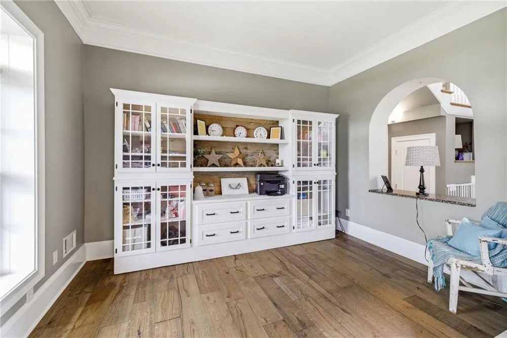 4337 Mountain View Road Oakwood, GA 30566