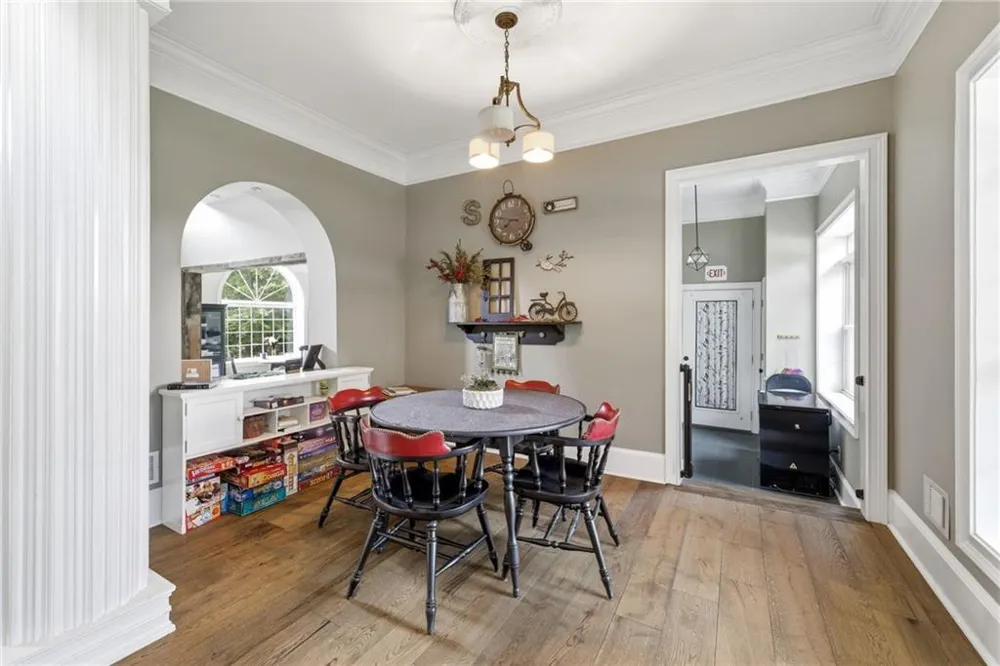 4337 Mountain View Road Oakwood, GA 30566